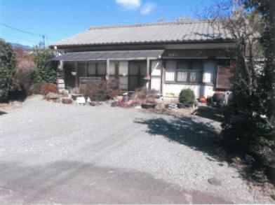 高崎市中里見町字根岸
３３８番３の競売物件