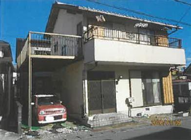御殿場市茱萸沢字六角堂
１３９６番１９の競売物件