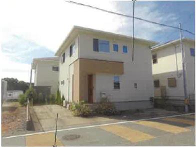 磐田市小立野字西浦
４５１番２の競売物件