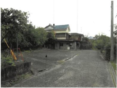 富士宮市大中里字白土
１００７番１の競売物件