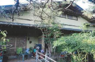 北杜市長坂町小荒間字菅間
１２８６番１の競売物件