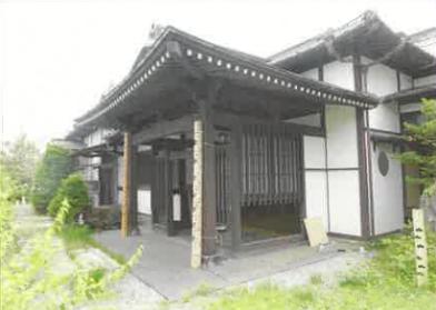 富士吉田市上吉田東三丁目 1230番地4の競売物件