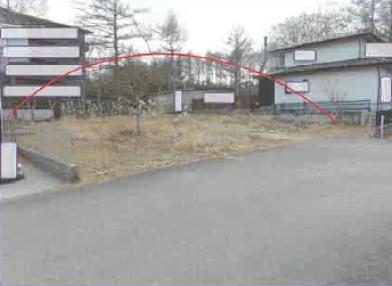 南都留郡山中湖村山中字諏訪堀
３００番１００の競売物件