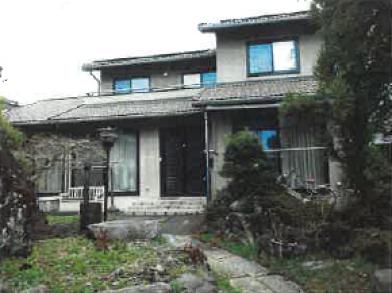 上田市古里字英
２１５８番２の競売物件