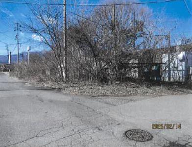 埴科郡坂城町大字坂城字東柳原
９８９８番１の競売物件