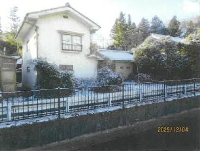 松本市波田
１９８１番の競売物件