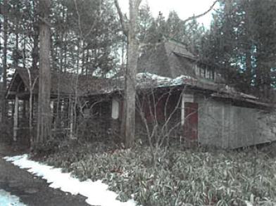 北佐久郡軽井沢町大字長倉字赤岩
２１４８番１４６の競売物件