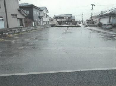 五泉市寺沢四丁目
１００２番７の競売物件