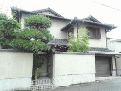 新潟市西区松海が丘三丁目
５８２７番２５５の競売物件