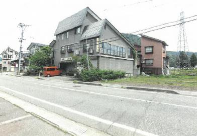 南魚沼郡湯沢町大字神立字原新田
１３０８番１の競売物件