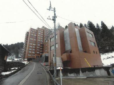 南魚沼郡湯沢町大字湯沢字中間沢２５５７番地３の競売物件
