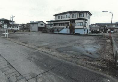 長岡市千歳三丁目
１４８番の競売物件