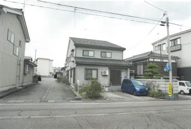 糸魚川市上刈一丁目　１９５番地９の競売物件