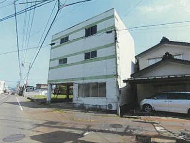 三条市仲之町
２５８番２の競売物件