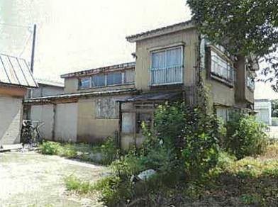 三条市荻堀字前川原
７３４番１の競売物件