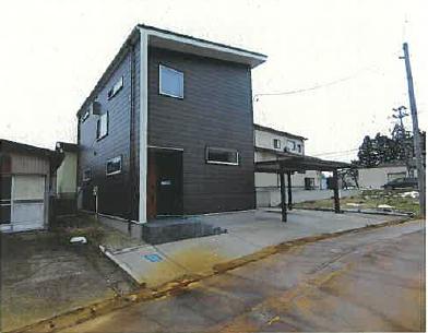 三条市曲渕一丁目
１４６２番８１の競売物件