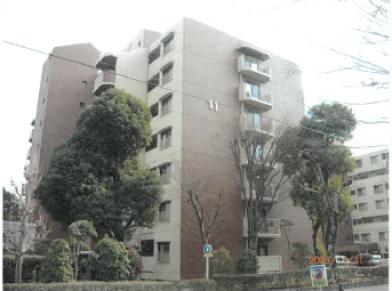 茨木市白川三丁目
700番10の競売物件