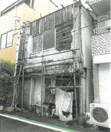 大阪市淀川区十三東四丁目
２２番１９の競売物件