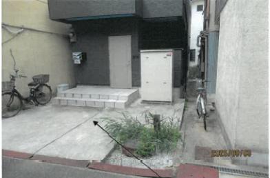 大阪市生野区中川西一丁目
３２番３の競売物件