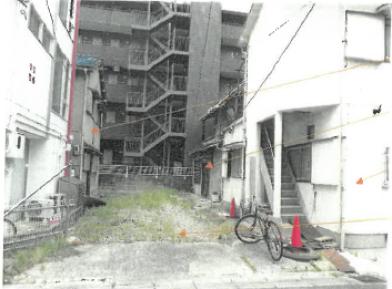 吹田市江坂町一丁目
６番８の競売物件