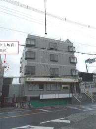 柏原市国分西二丁目
１０４番１の競売物件