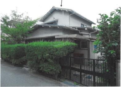柏原市平野二丁目
２２１番５の競売物件
