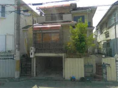 和泉市鶴山台一丁目
１０６７番２２４の競売物件