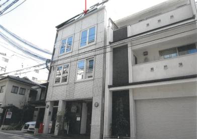 京都市中京区柳馬場通二条下る等持寺町
３２番１の競売物件