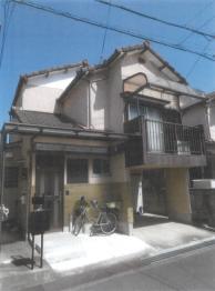 城陽市平川広田
２０番１４の競売物件
