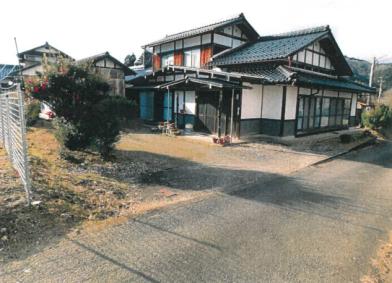 綾部市上原町後替地
19番の競売物件