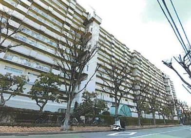 神戸市中央区港島中町三丁目2番地6の競売物件