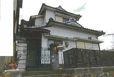 神戸市長田区西丸山町三丁目
51番の競売物件