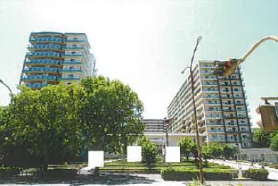 神戸市東灘区向洋町中五丁目６番地１の競売物件