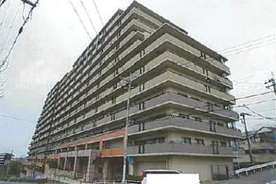 神戸市垂水区小束山本町一丁目９７５番地３５、９７５番地４５、９７５番地４７の競売物件
