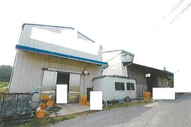 洲本市中川原町安坂字殿川原
２８８番２の競売物件