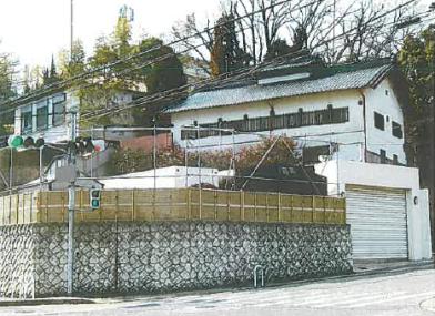 神戸市北区鈴蘭台東町九丁目
１５番９の競売物件