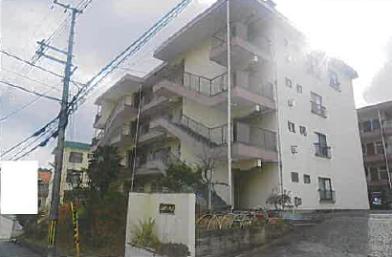 神戸市北区緑町二丁目
１番２２の競売物件