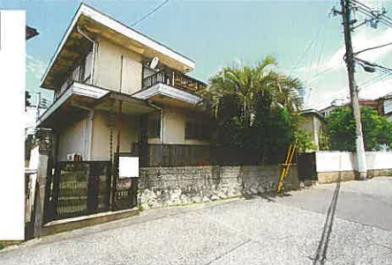 明石市東朝霧丘34番地13の競売物件