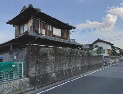 川西市東畦野六丁目
10番1の競売物件