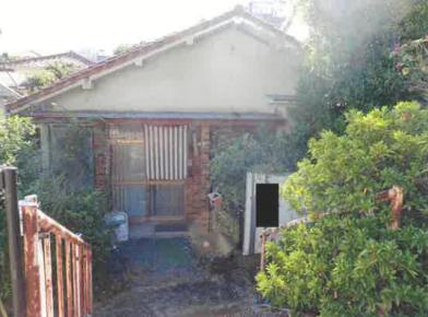 川西市花屋敷一丁目
７９６番の競売物件