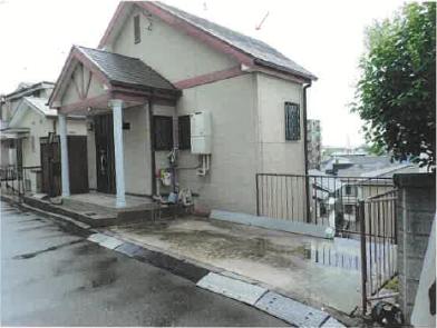 川西市加茂一丁目
１３０番７の競売物件