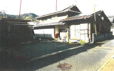 宍粟市山崎町加生字外輪谷
１４８番２の競売物件