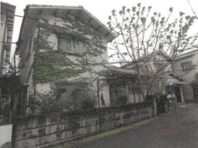 奈良市南紀寺町四丁目
2番12の競売物件