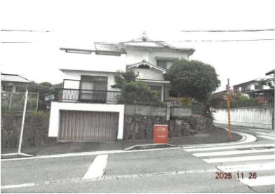 生駒郡平群町緑ヶ丘五丁目
６１５番１５の競売物件
