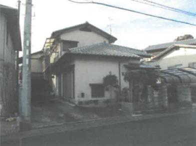 大津市千町一丁目字岩崎
４６番１５の競売物件