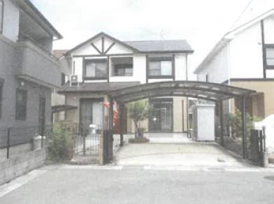 守山市小島町字長慶
１３４１番２の競売物件