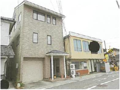 長浜市高月町森本字野庄
１５番の競売物件