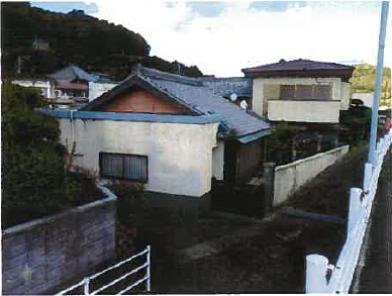 海南市下津町丸田字南内
３００番の競売物件