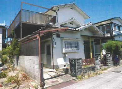 和歌山市西田井字桑ノ本
１３８番７の競売物件