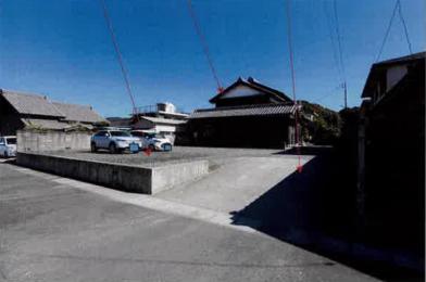 新城市富岡字屋敷
3番1の競売物件